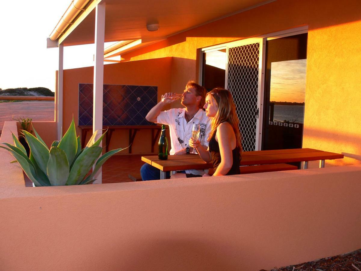 Ceduna Shelly Beach Caravan Park Buitenkant foto